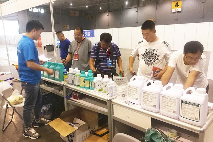 四川成都中國西部創(chuàng)新農(nóng)業(yè)博覽會—夫沃施用實力征服市場！
