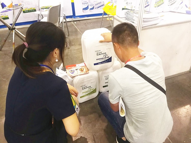 四川成都中國西部創(chuàng)新農(nóng)業(yè)博覽會—夫沃施用實力征服市場！