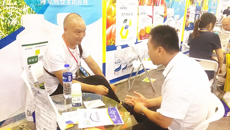 四川成都中國西部創(chuàng)新農(nóng)業(yè)博覽會—夫沃施用實力征服市場！